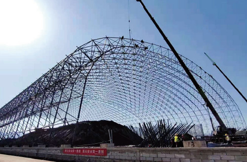 漢中分公司承建的陜鋼集團漢鋼公司一次料場大跨度網(wǎng)架施工完成